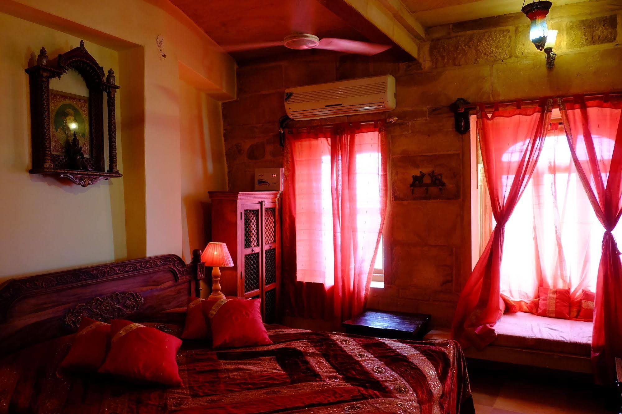 Hotel Garh Jaisal Haveli Jaisalmer Exterior photo